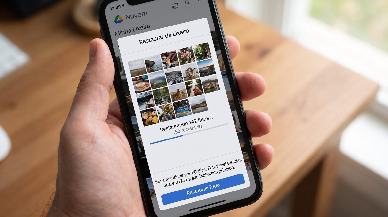 Tela do aplicativo de fotos na nuvem mostrando a restauração de imagens que ainda estavam na lixeira de 60 dias